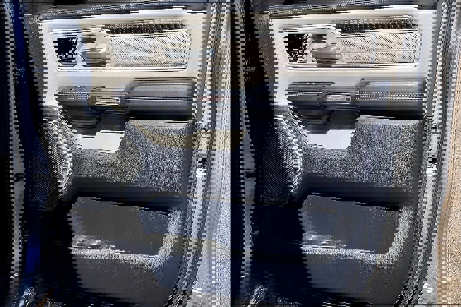 Used 2025 RAM 1500 Tungsten w/ Trailer Tow Group image 22