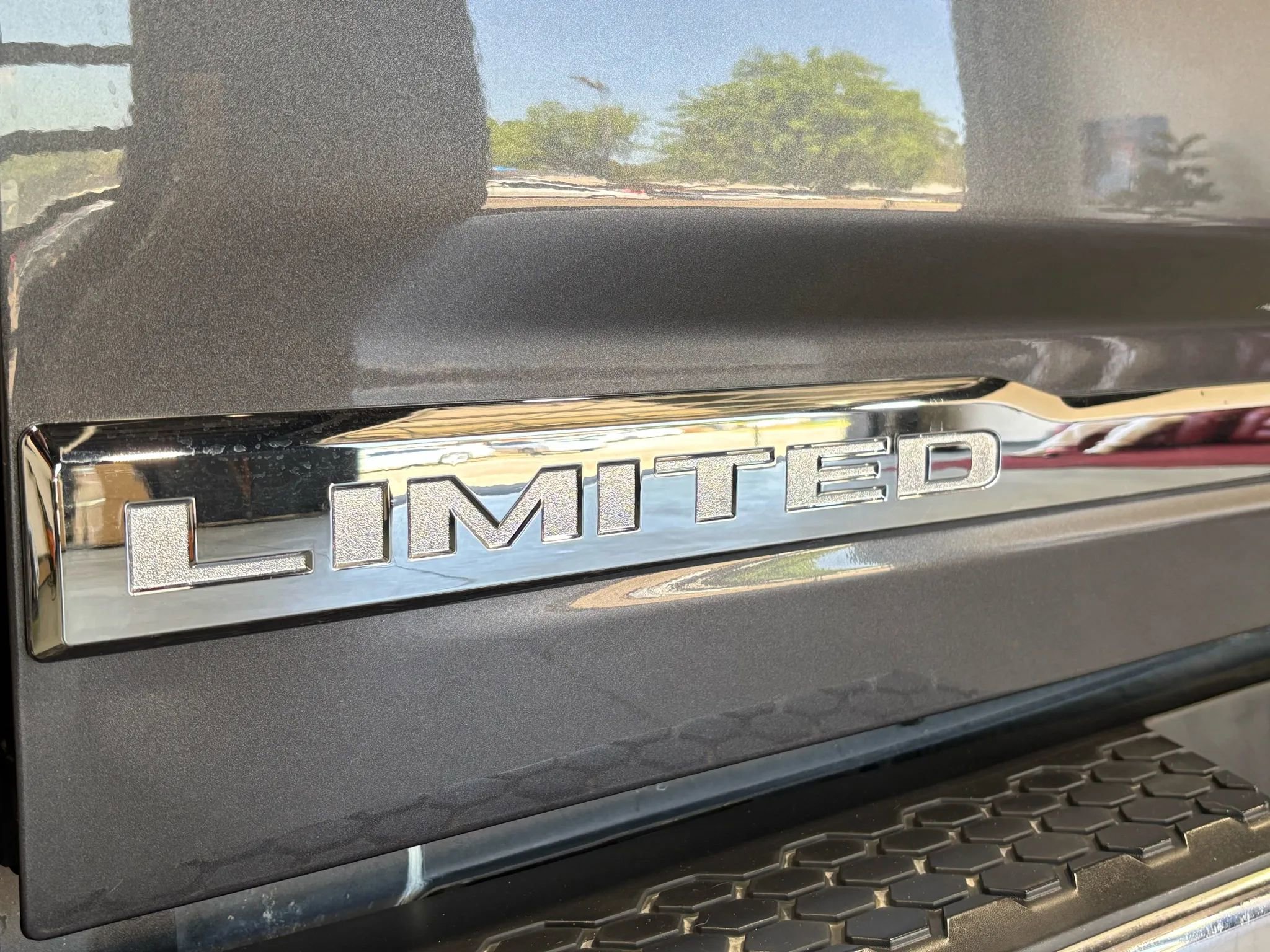 Used 2016 RAM 2500 Limited image 15