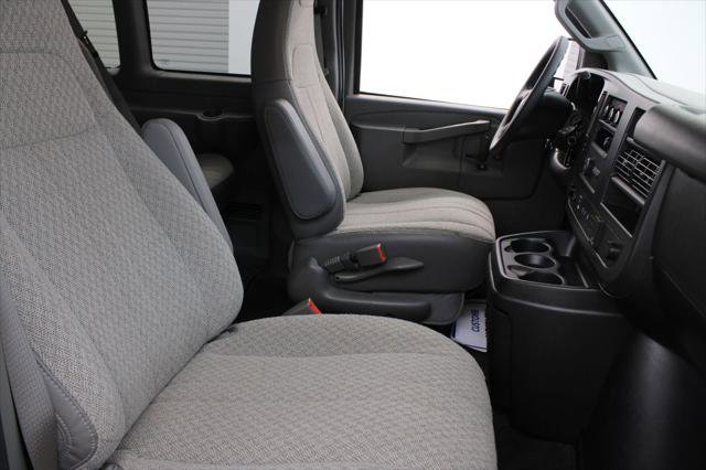 Used 2025 Chevrolet Express 3500 LT w/ LT Preferred Equipment Group RWD image 22