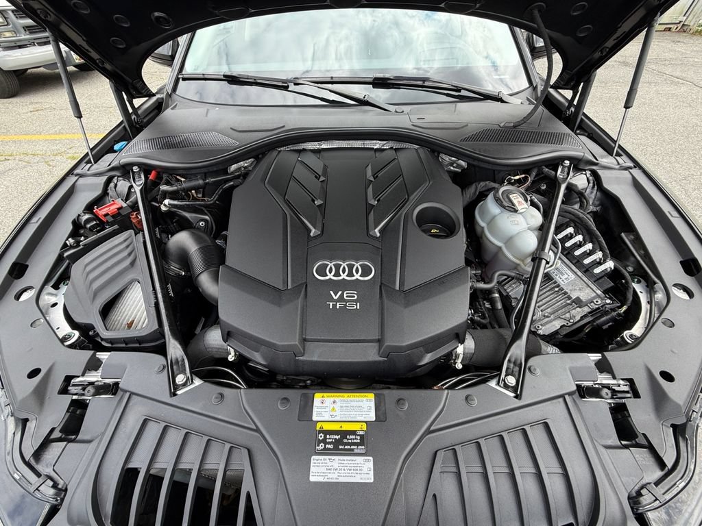 Used 2023 Audi A8 L 3.0T AWD/4WD image 28