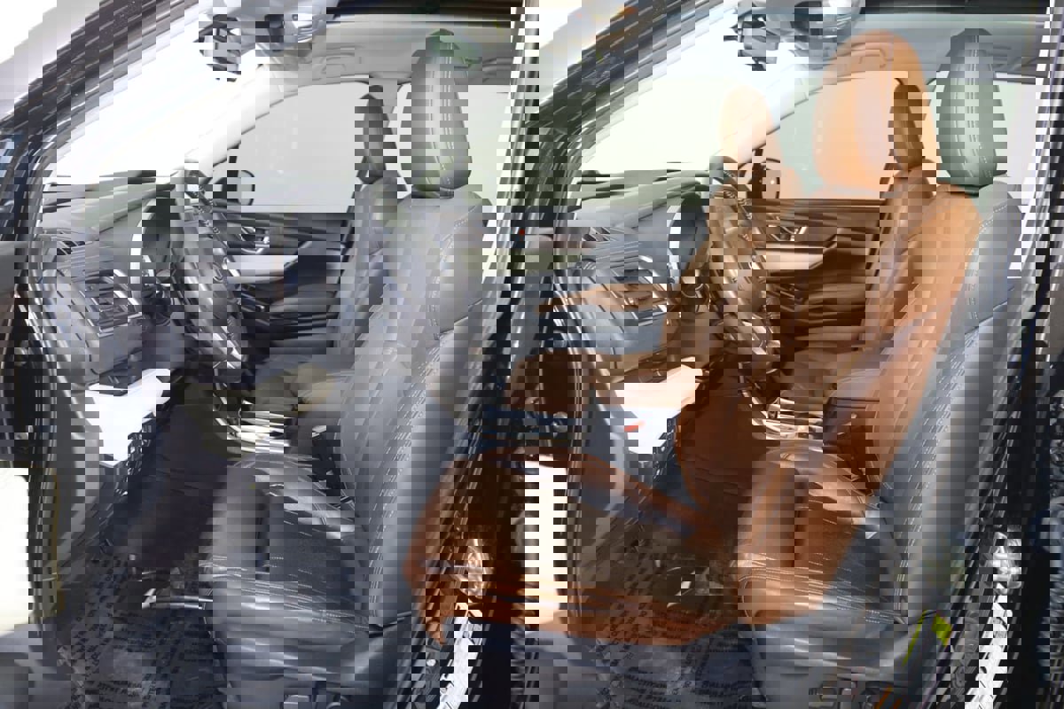 Used 2020 Subaru Ascent Touring w/ Popular Package #3 image 13