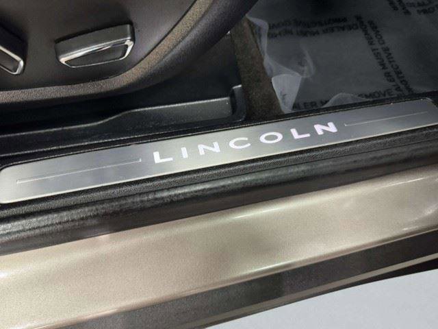 Used 2019 Lincoln MKC Select w/ Select Plus Package AWD/4WD image 57