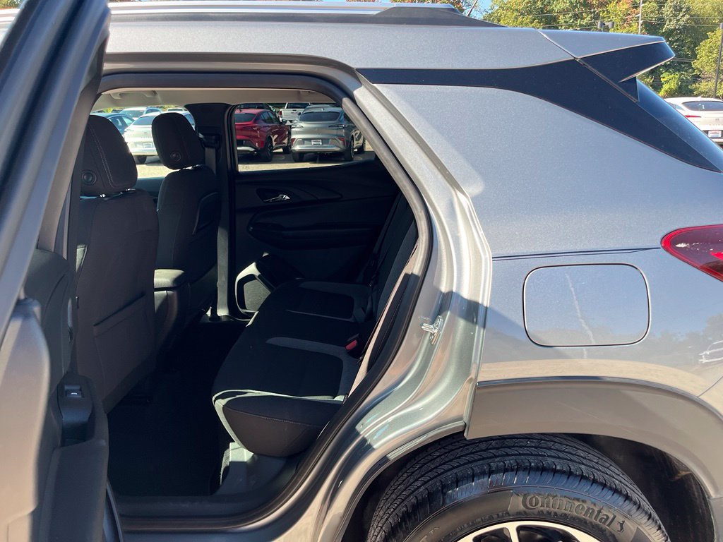 Used 2026 Chevrolet TrailBlazer LT FWD image 27
