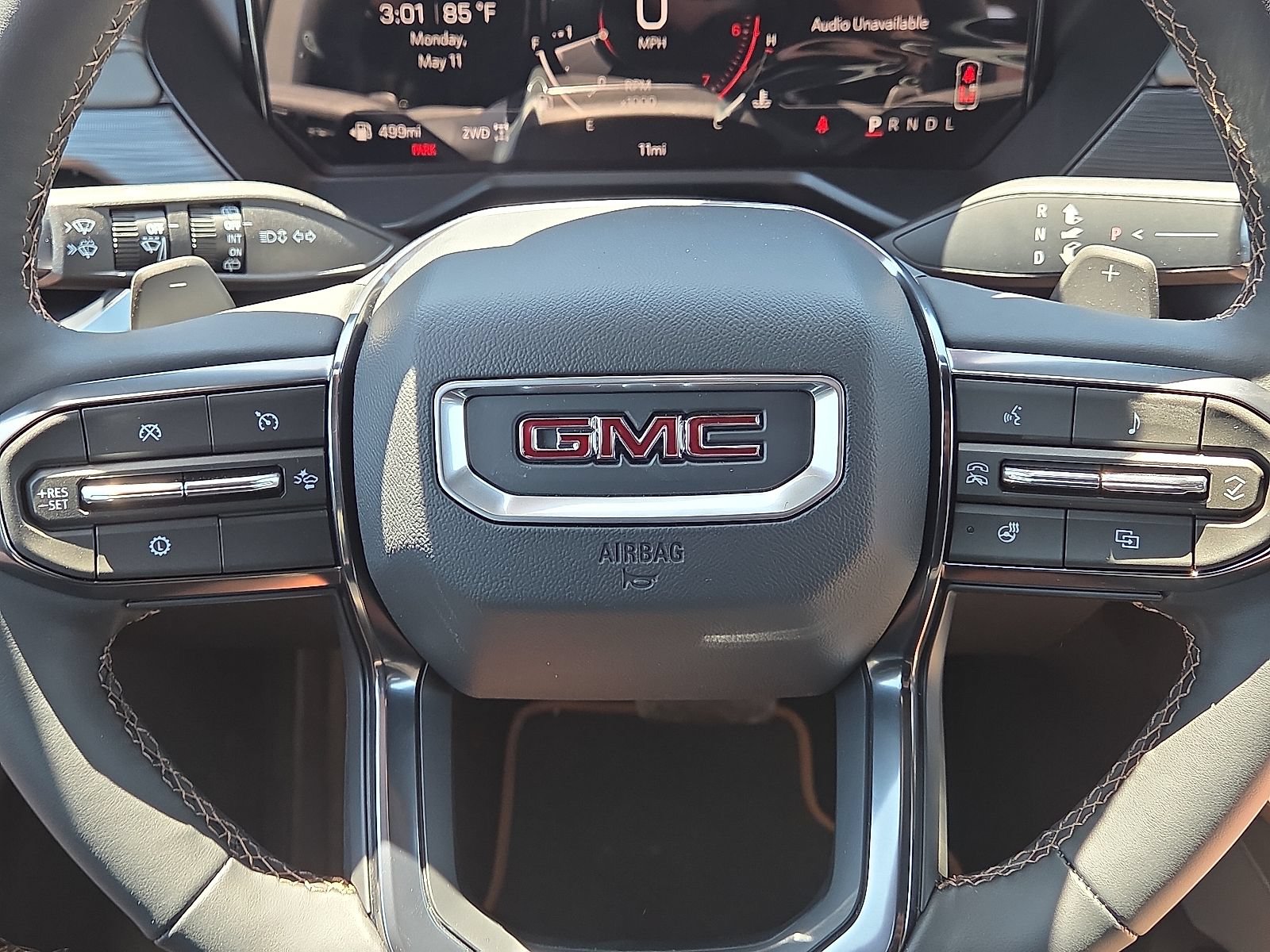 New 2026 GMC Acadia AT4 w/ Luxury Package AWD/4WD image 13