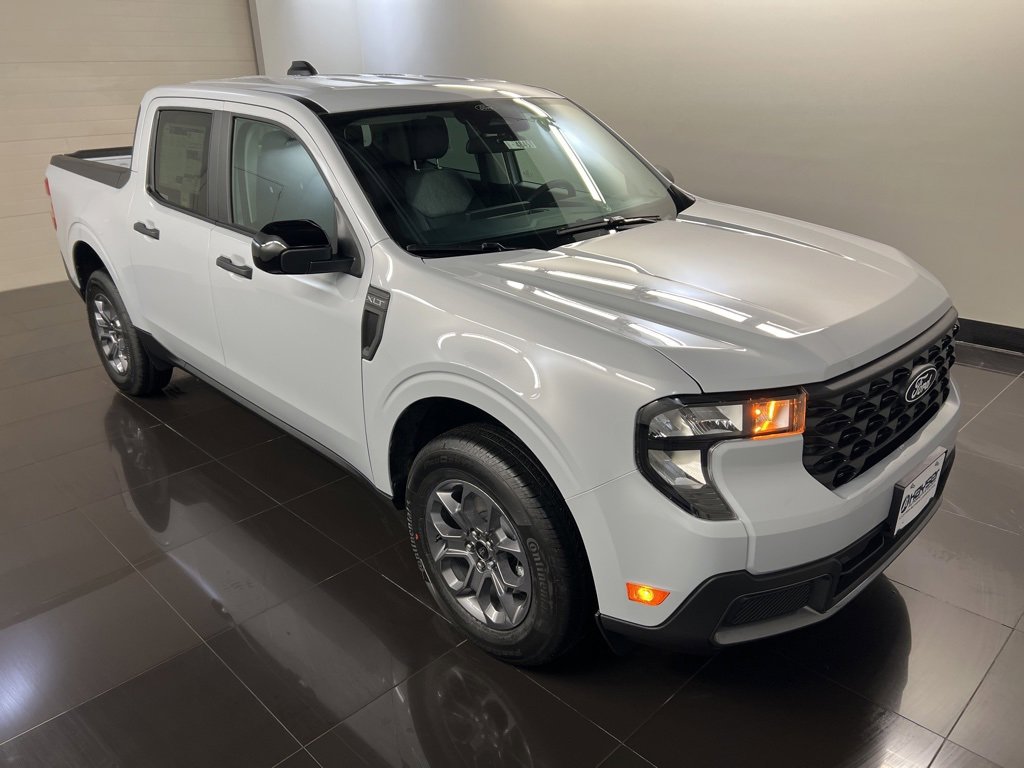 New 2026 Ford Maverick XLT w/ Equipment Group 301A