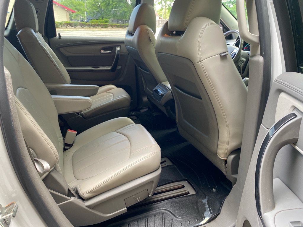 Used 2017 Chevrolet Traverse Premier AWD/4WD image 24