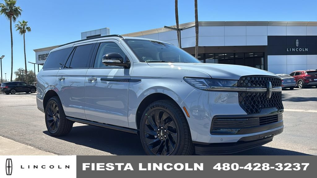 New 2026 Lincoln Navigator Reserve w/ Jet Appearance Package