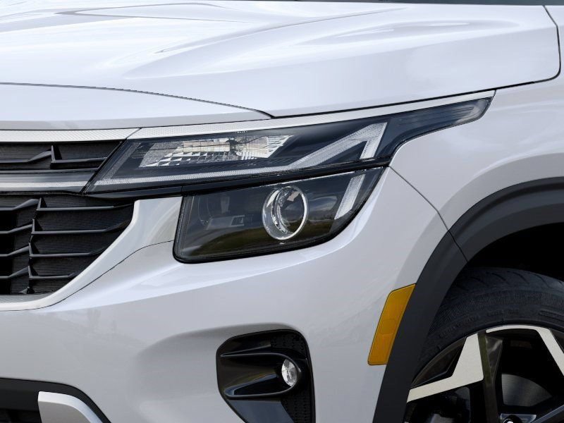 New 2026 Kia Seltos S FWD image 10
