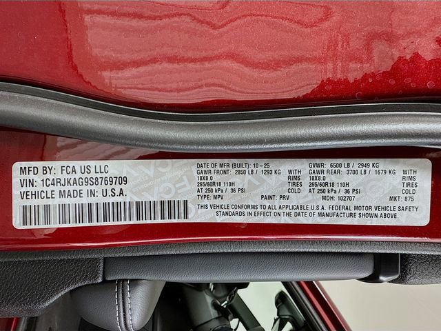 New 2025 Jeep Grand Cherokee L Altitude image 32