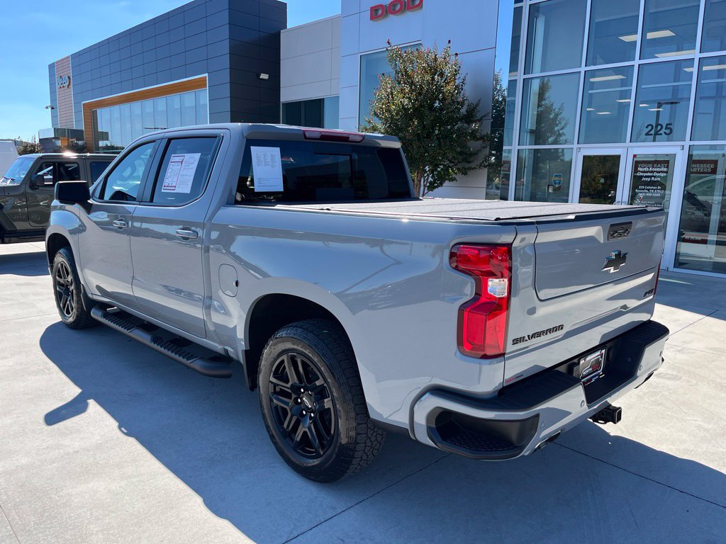 Used 2024 Chevrolet Silverado 1500 RST AWD/4WD image 19