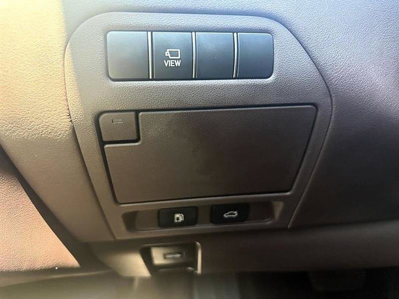 Used 2018 Lexus LS 500 w/ Interior Upgrade Package RWD image 25