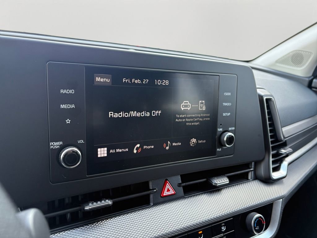 Used 2025 Kia Sportage LX image 23