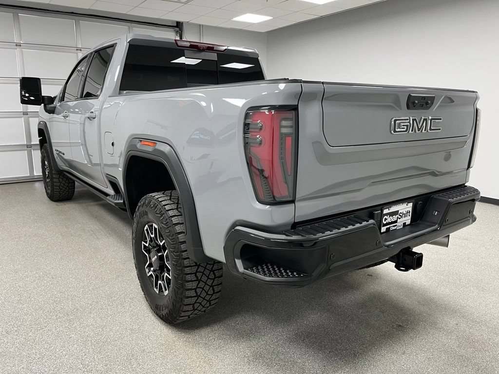 Used 2024 GMC Sierra 2500 AT4X AWD/4WD image 8