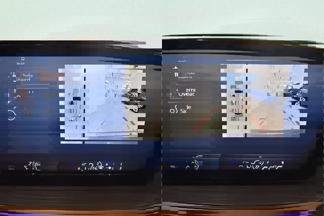 Used 2024 Buick Envision Sport Touring image 25