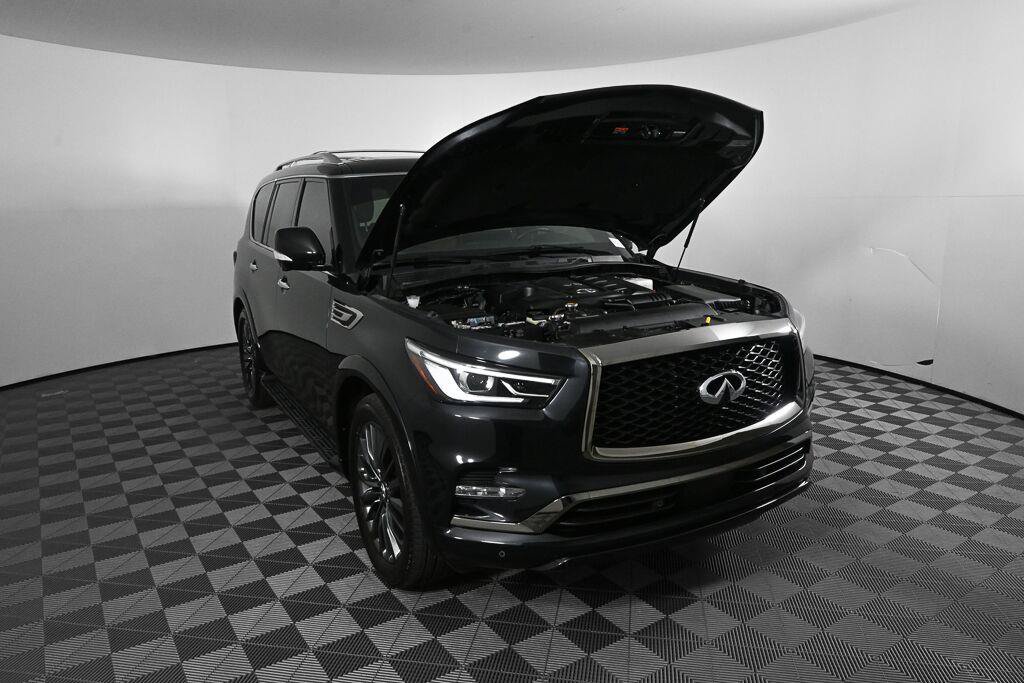 Used 2024 INFINITI QX80 Sensory AWD/4WD image 33