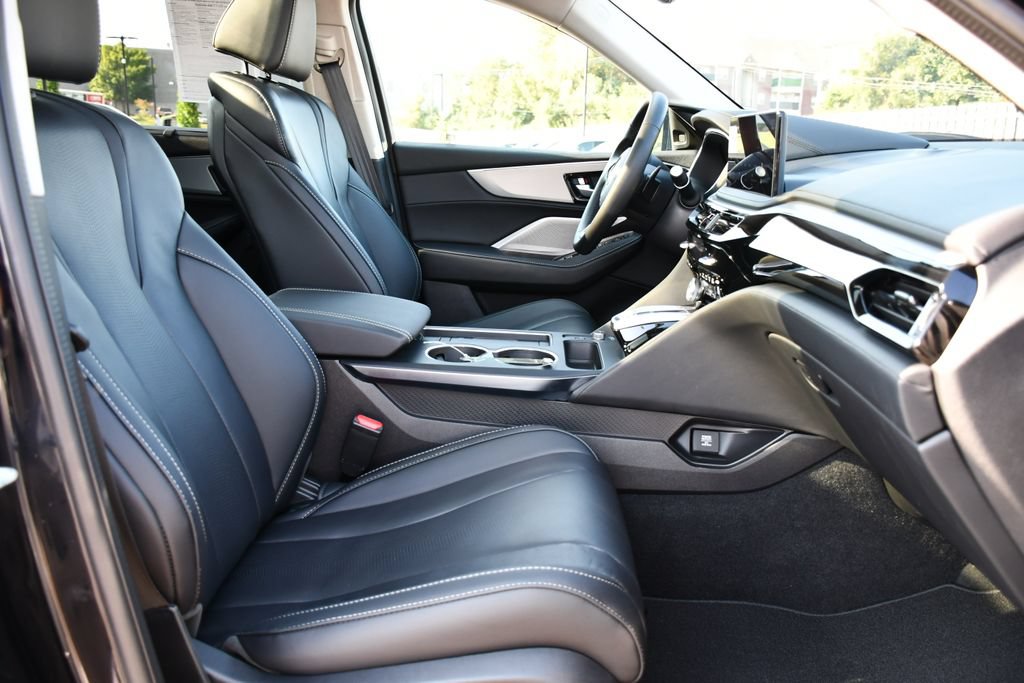 Certified 2026 Acura MDX w/ Technology Package FWD image 41