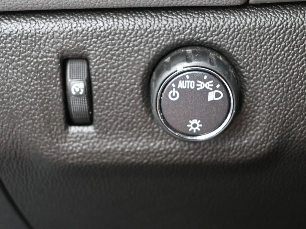 Used 2019 Chevrolet Colorado W/T w/ WT Convenience Package image 15