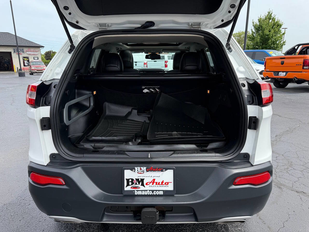 Used 2015 Jeep Cherokee Limited w/ Trailer Tow Group AWD/4WD image 21