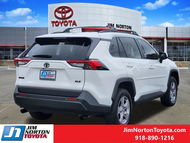 Used 2025 Toyota RAV4 XLE w/ Convenience Package FWD image 6