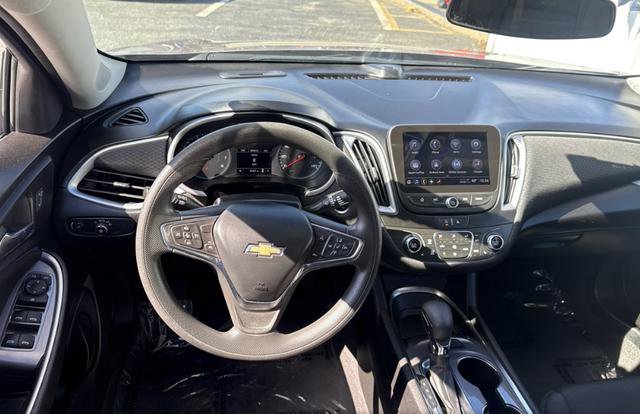 Used 2023 Chevrolet Malibu LT image 10