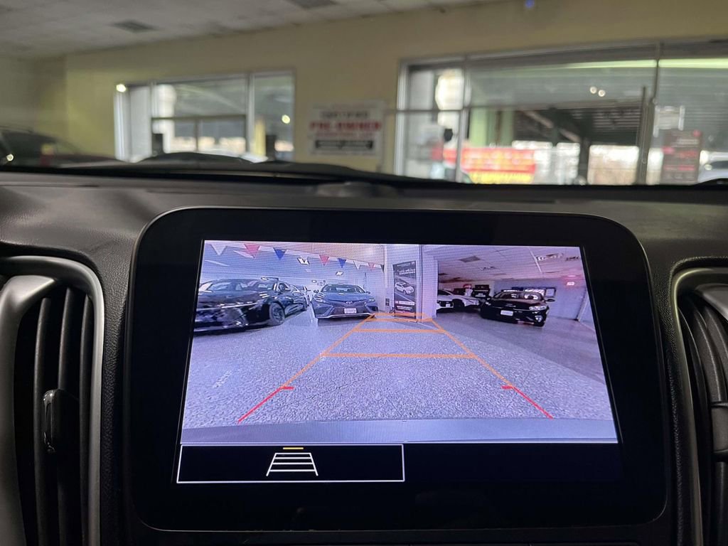 Used 2023 Chevrolet Malibu LT image 18