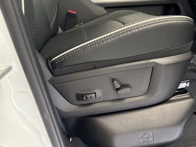 New 2026 RAM 3500 Laramie w/ Night Edition AWD/4WD image 22