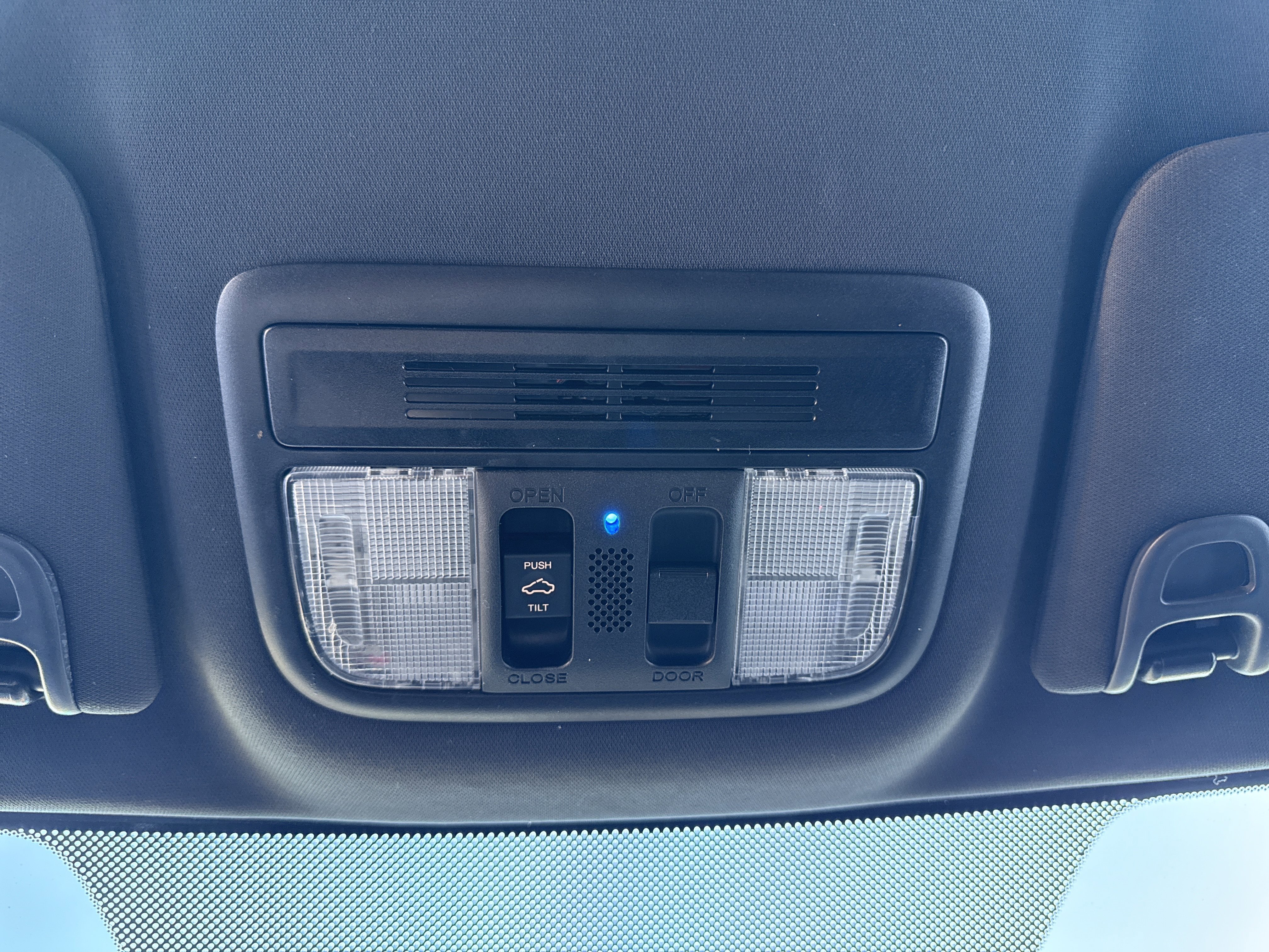 Used 2018 Honda Civic EX image 23