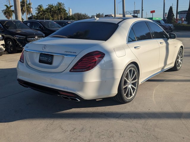Used 2015 Mercedes-Benz S 63 AMG 4MATIC Sedan image 5