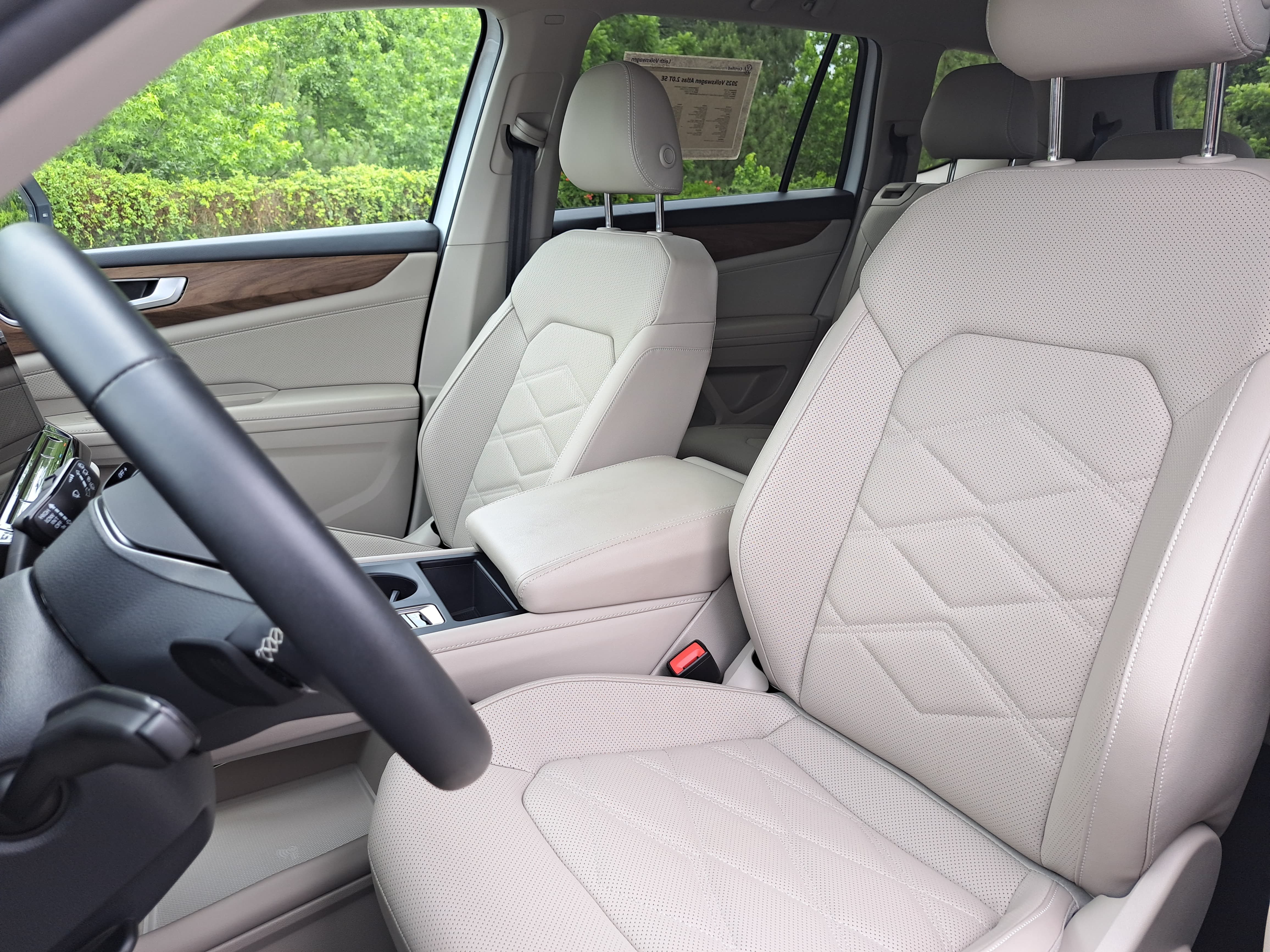 Certified 2025 Volkswagen Atlas SE AWD/4WD image 15