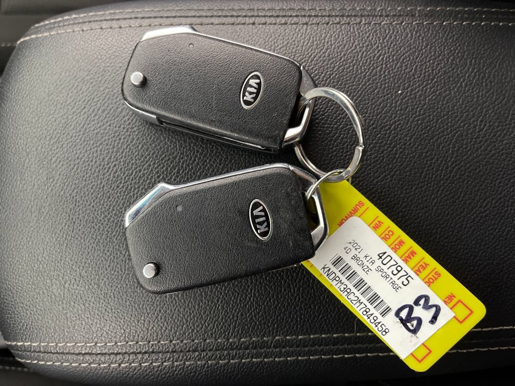 Used 2021 Kia Sportage LX FWD image 26
