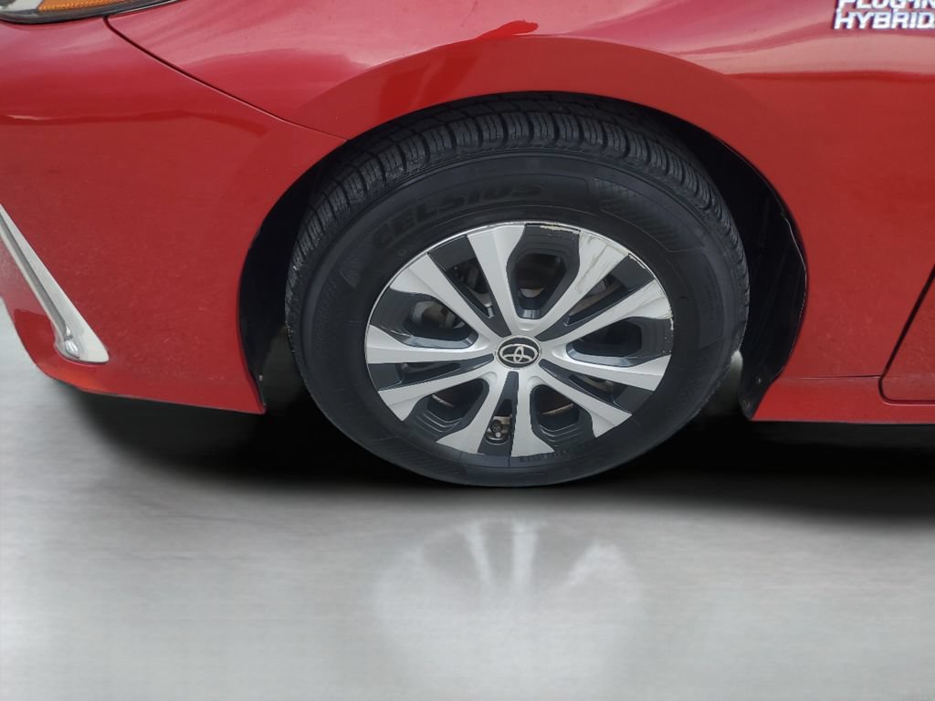 Used 2020 Toyota Prius Prime XLE FWD image 25