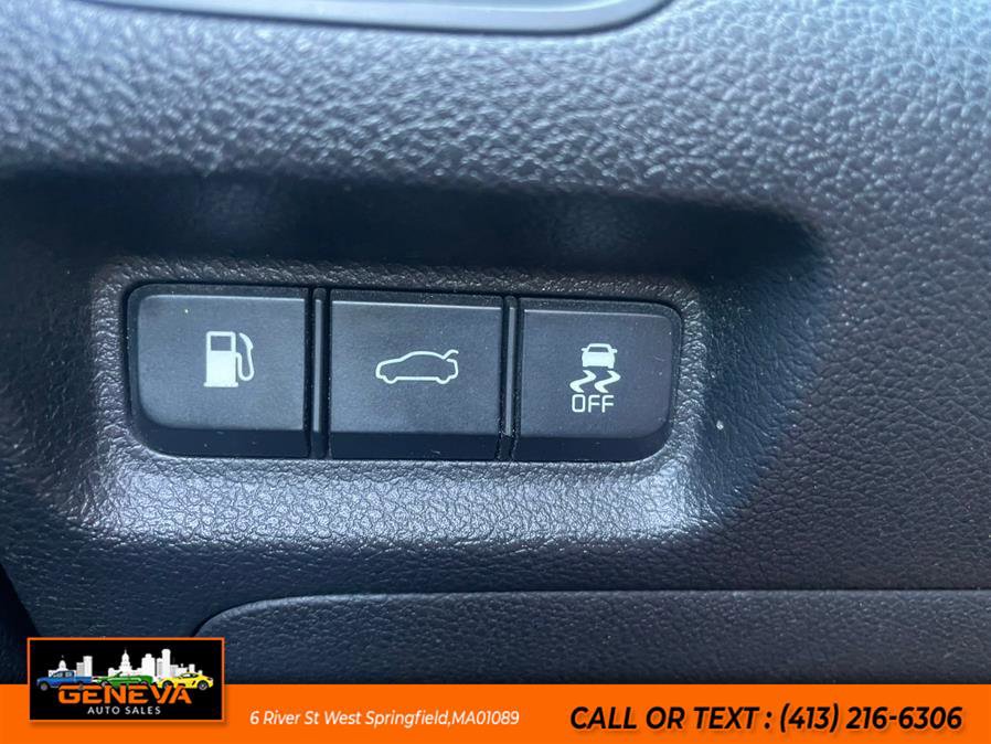 Used 2019 Kia Optima S w/ S Panoramic Sunroof Package image 23