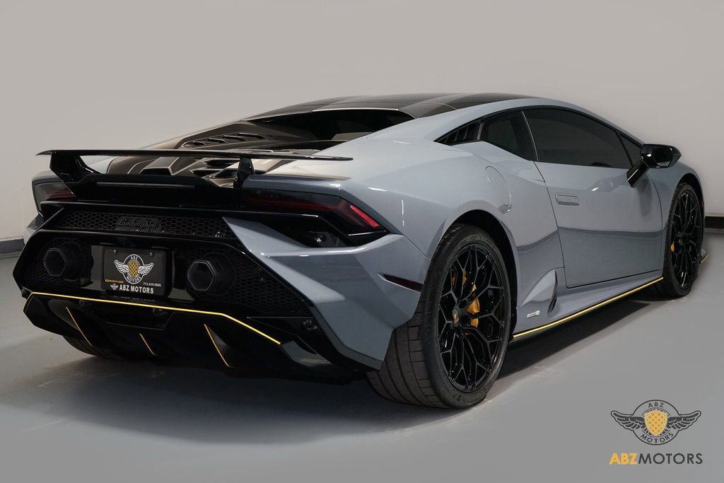 Used 2024 Lamborghini Huracan Tecnica image 6