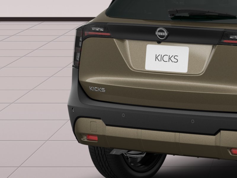 New 2026 Nissan Kicks SR FWD image 15