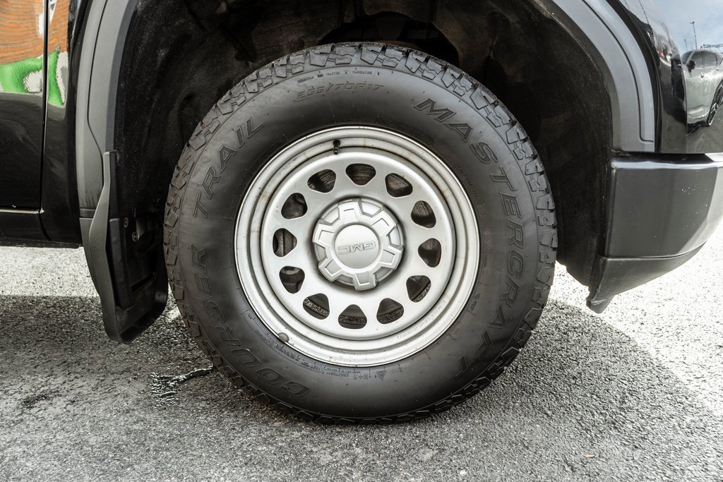 Used 2019 GMC Sierra 1500 4x4 Crew Cab w/ Trailering Package image 5