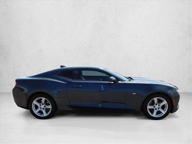 Used 2017 Chevrolet Camaro LT RWD image 7