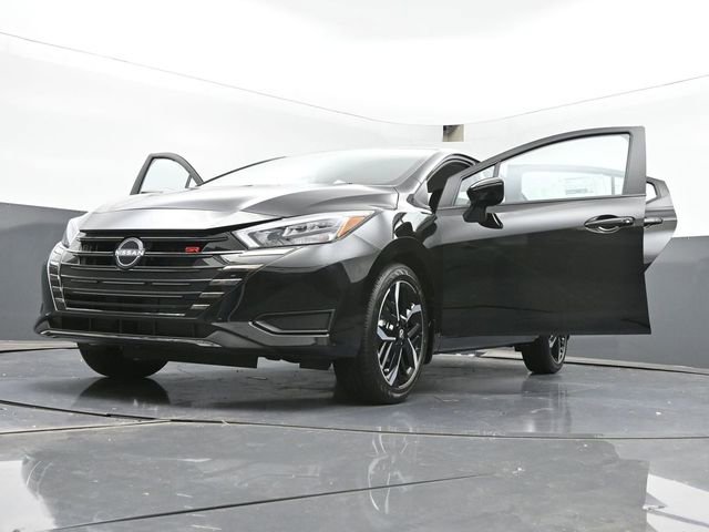 New 2025 Nissan Versa SR w/ Trunk Package FWD image 49