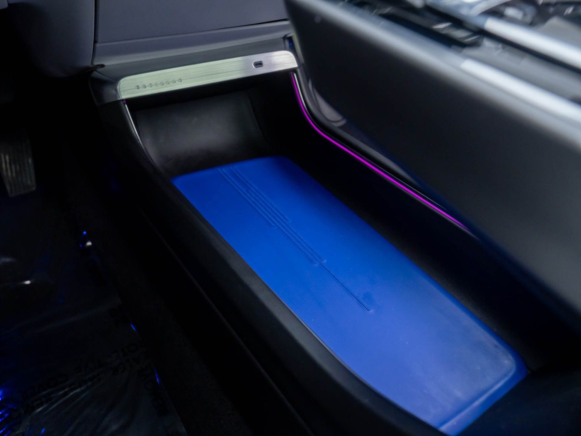 Certified 2024 Cadillac Lyriq Luxury w/ LPO, Floor Liner Package image 25