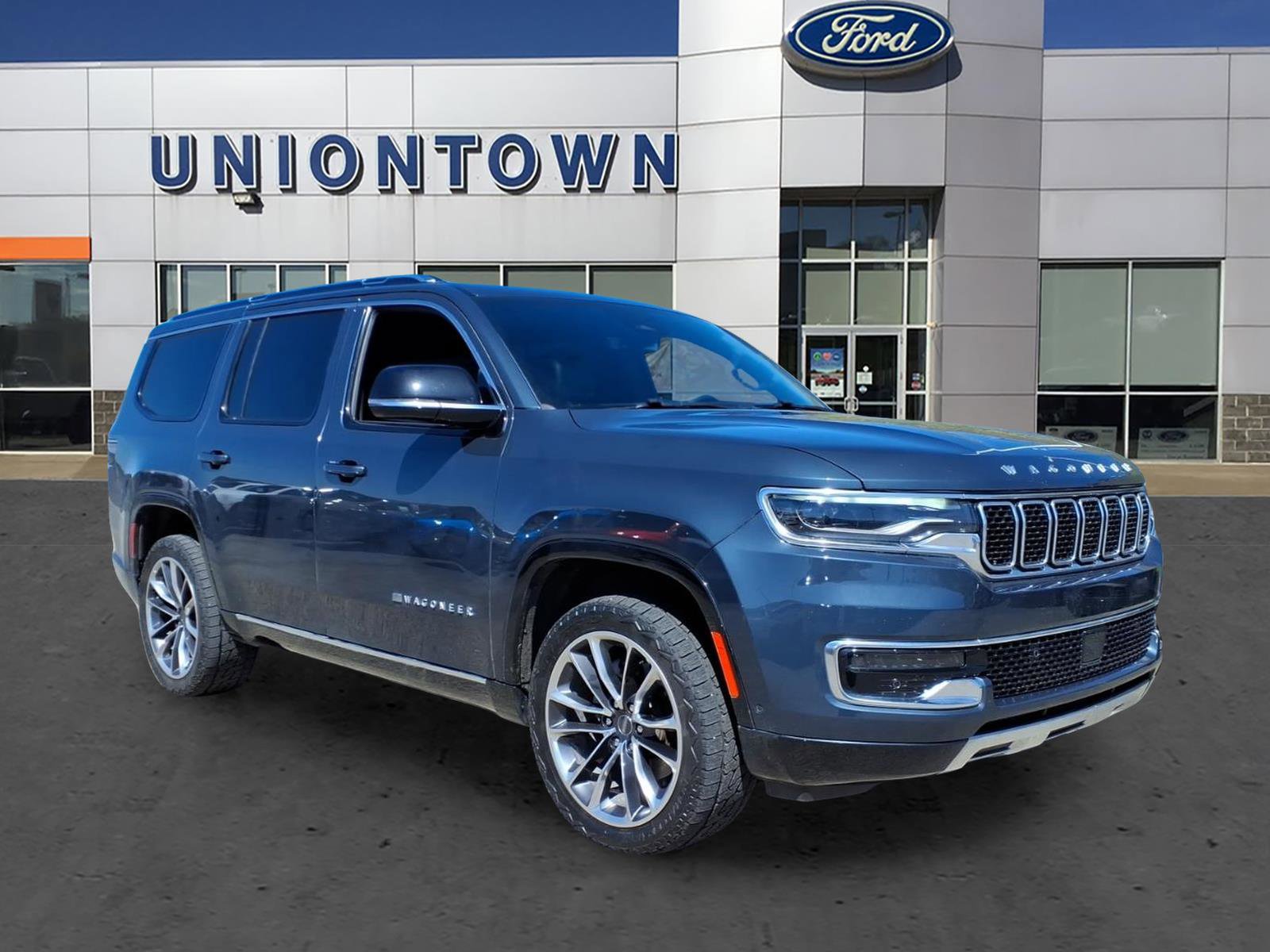 Used 2024 Jeep Wagoneer Series III w/ Premium Group I image 1