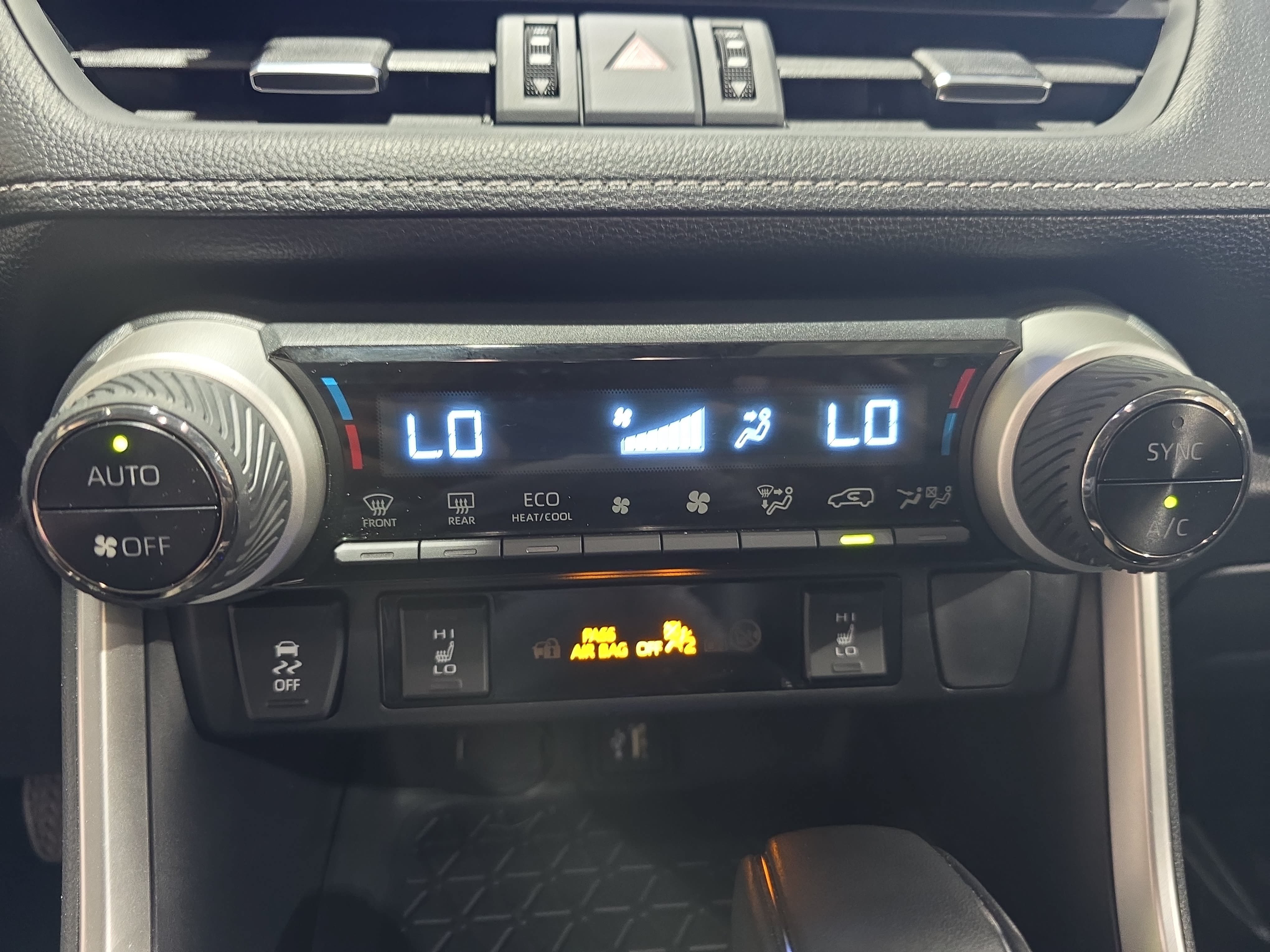 Used 2024 Toyota RAV4 XLE Premium w/ Weather Package AWD/4WD image 23