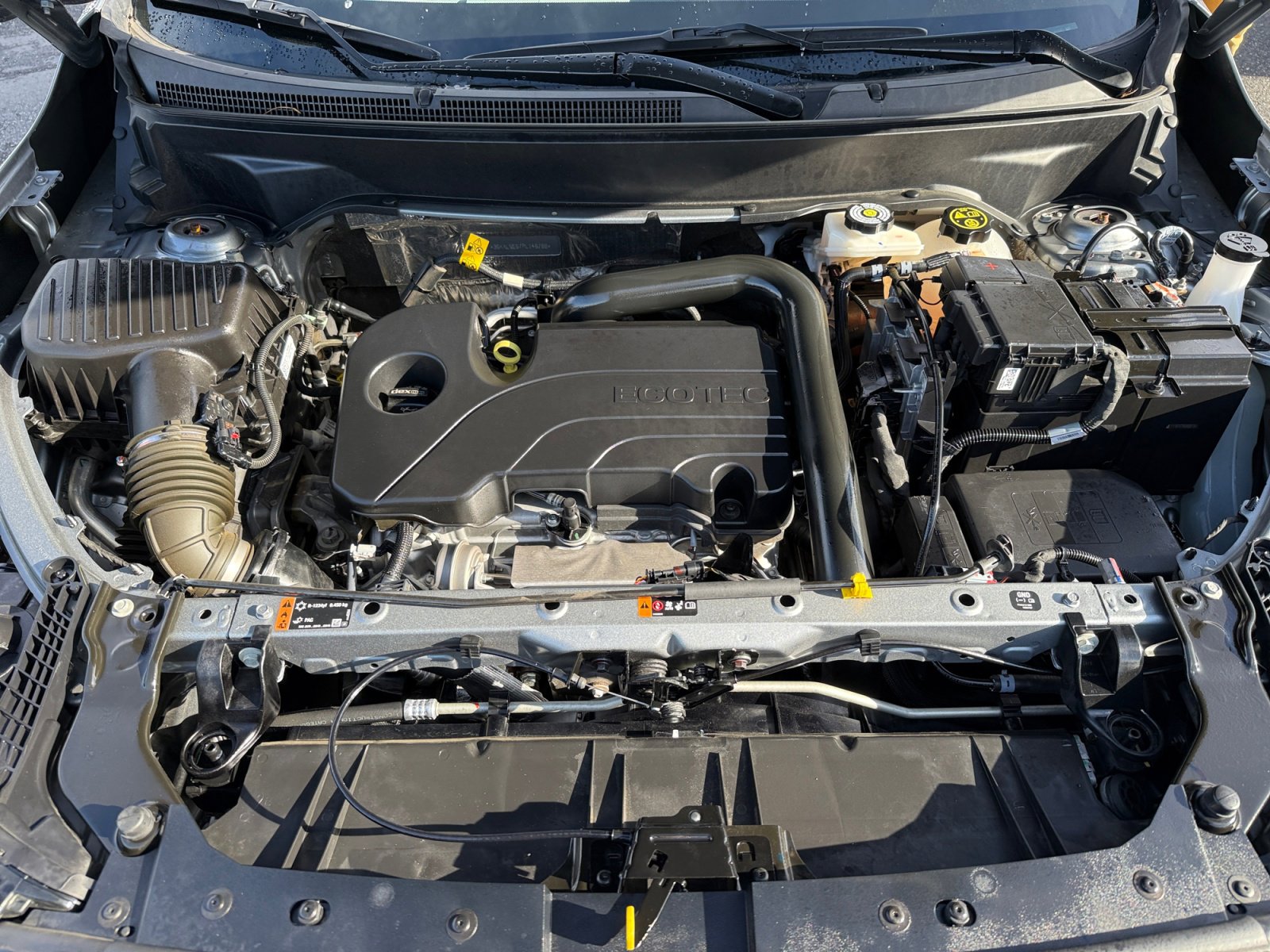 Used 2023 GMC Terrain SLE w/ Driver Convenience Package image 20