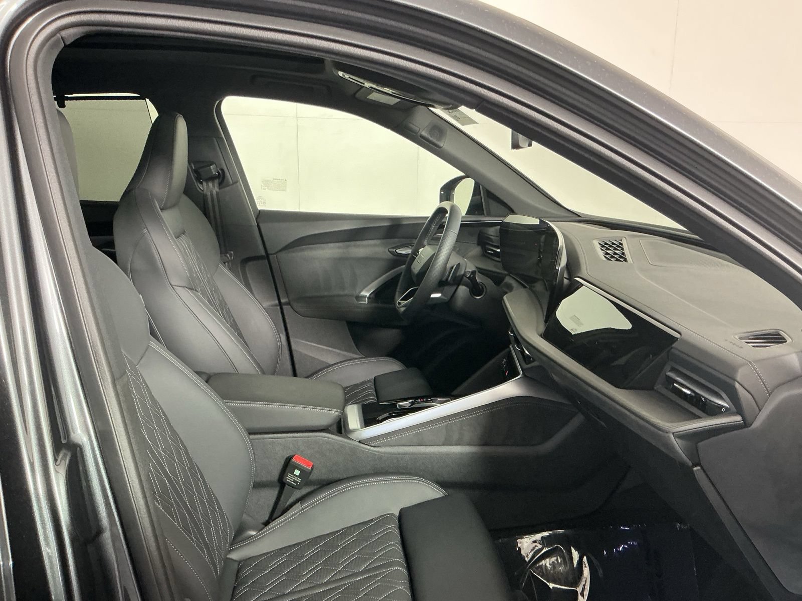 Used 2025 Audi SQ5 Premium Plus w/ Premium Plus Package AWD/4WD image 18