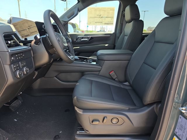 New 2026 Chevrolet Suburban Z71 w/ Comfort Package AWD/4WD image 10