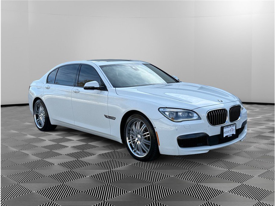 Used 2015 BMW 750Li image 7