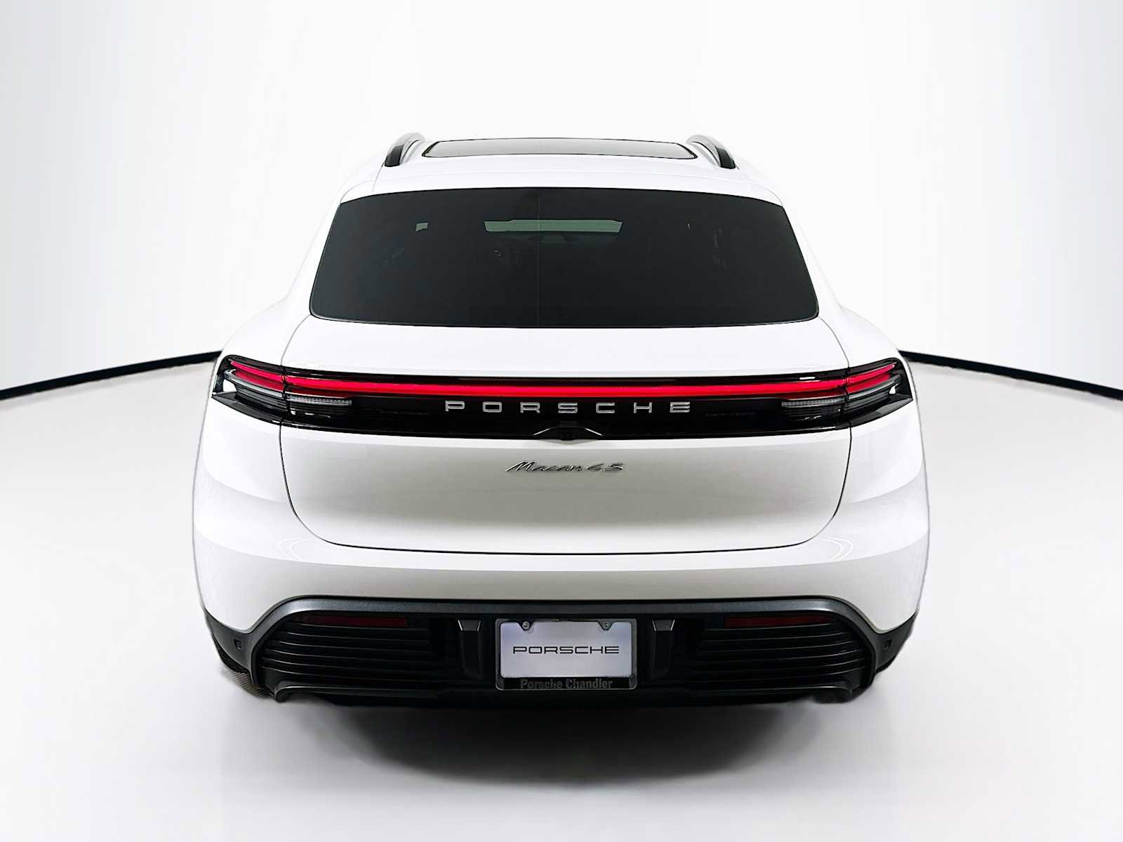 Certified 2025 Porsche Macan 4S Electric image 10