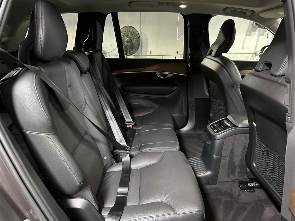 Used 2024 Volvo XC90 T8 Plus image 16