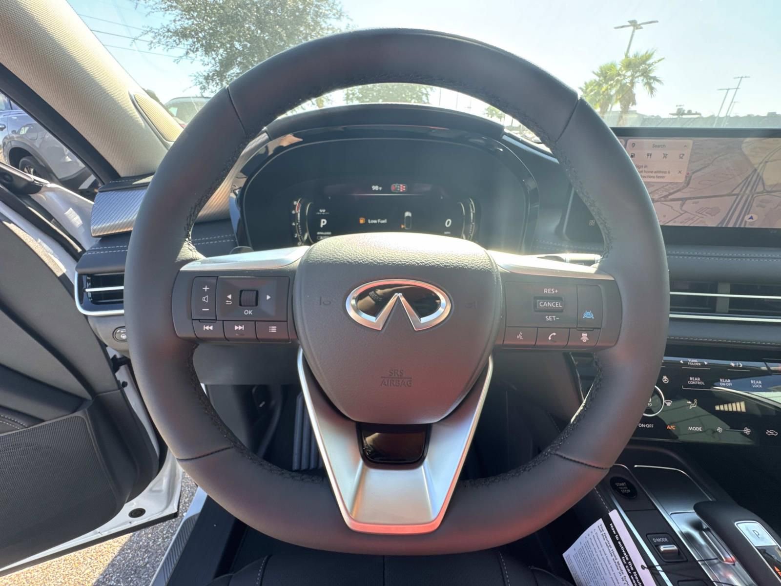 New 2026 INFINITI QX60 Luxe w/ Family Package AWD/4WD image 18