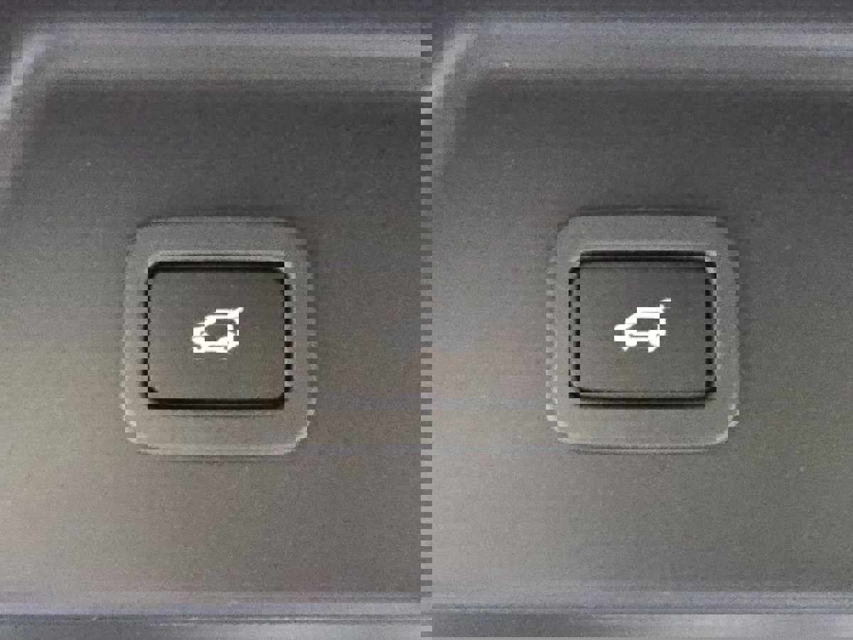 Used 2020 Land Rover Range Rover image 63