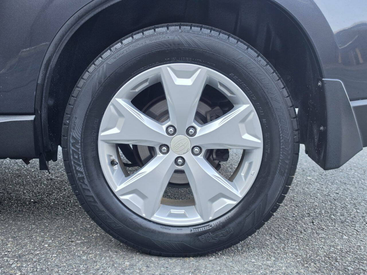 Used 2016 Subaru Forester 2.5i Premium AWD/4WD image 43