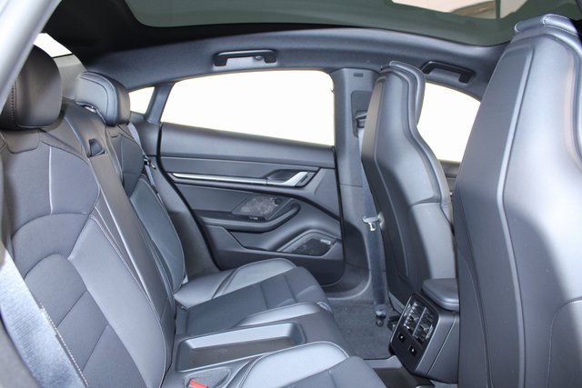 New 2025 Porsche Taycan image 23